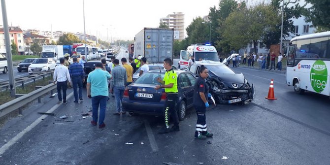 7 araç birbirine girdi