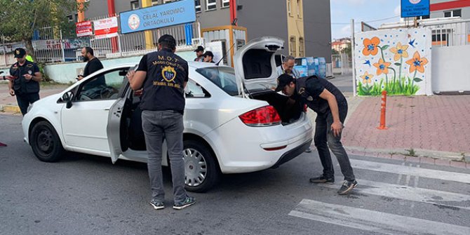 Uyum Programı başladı, okul çevrelerinde polis denetimi