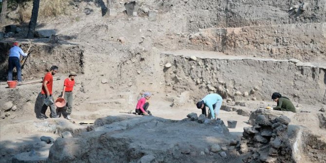 Mersin'deki Yumuktepe Höyüğü'nde kazı çalışmaları sürüyor