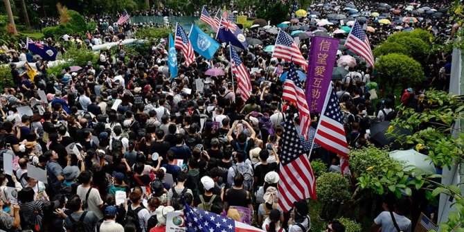 Hong Kong'da protestolar devam ediyor