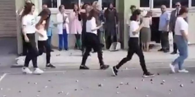 Sosyal medyada tepki çekmişti: Kadıköy Anadolu Lisesindeki etkinliğe inceleme
