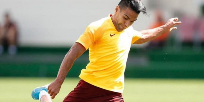 Galatasaray'ın golcüsü Falcao'nun metabolik yaşı 22 çıktı