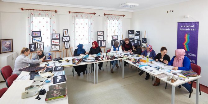 Altındağ Belediyesi'ne bağlı 24 Kadın Eğitim ve Kültür Merkezi yeni döneme başlıyor