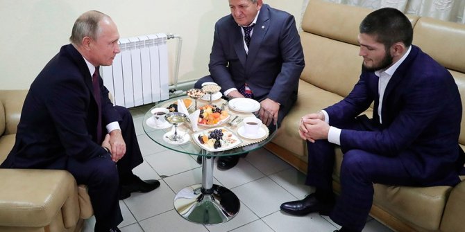 Putin'in görüştüğü Müslüman dövüşçü Khabib Nurmagomedov kimdir?