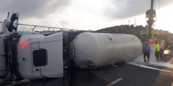 İstanbul trafiği kilitlendi: TEM Otoyolu'nda kaza