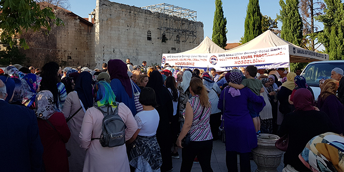 AHİD'ten aşure programı