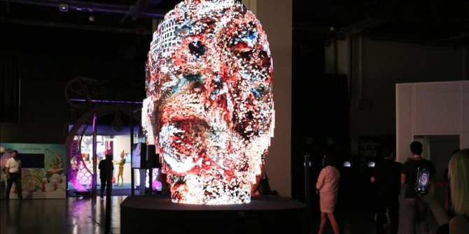 Hiç var olmamış insan yüzlerini hayal eden yapay zeka