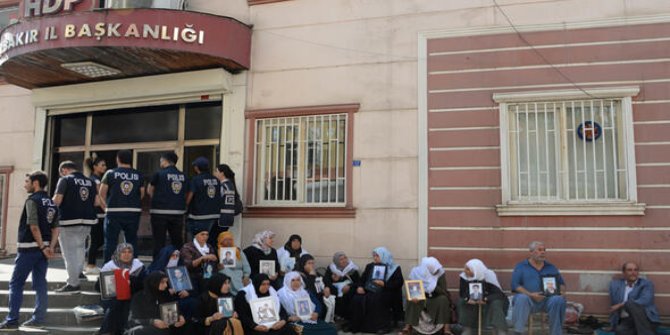HDP önündeki eylemde 15'inci gün: Aile sayısı 36 oldu
