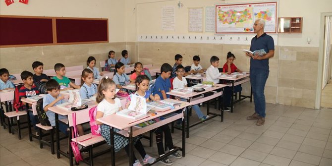 Belediyenin desteği öğrencileri modern bir okula kavuşturdu