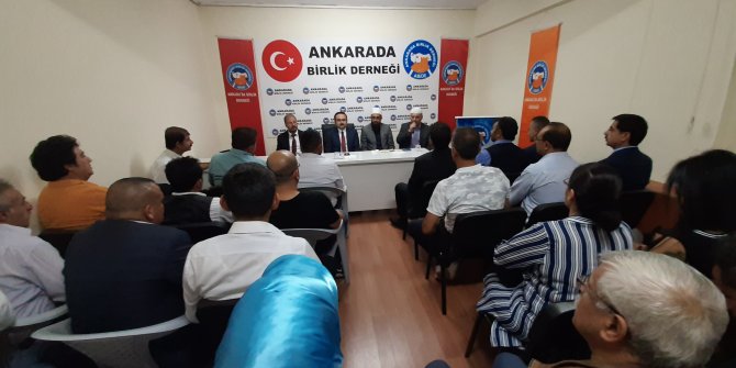 Birlik Derneği'nden aşure programı