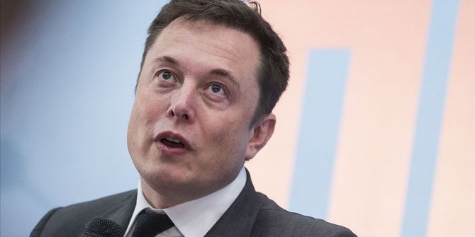 Elon Musk Ay'a ve Mars'a insan taşıyacak 'Starship'i tanıttı