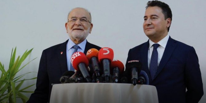 Karamollaoğlu'ndan Ali Babacan'a ziyaret