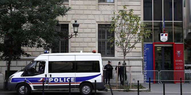 Paris Emniyet Müdürlüğünde bıçaklı saldırı: 4 ölü