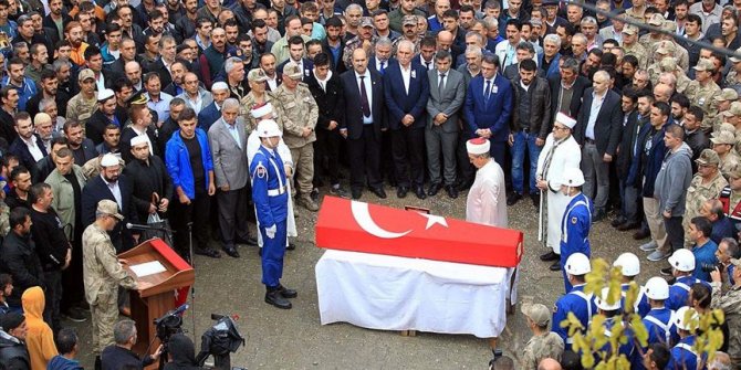 Şehit uzman çavuş son yolculuğuna uğurlandı
