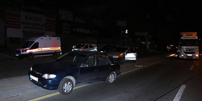 Başkent'te zincirleme trafik kazası: 2'si çocuk, 4 yaralı