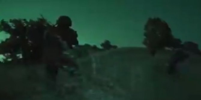 Komandolar Fırat'ın doğusunda YPG'yi vuruyor