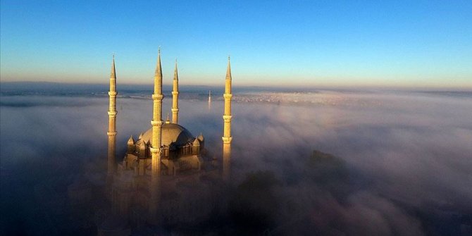 Selimiye Camisi'nde sis manzarası
