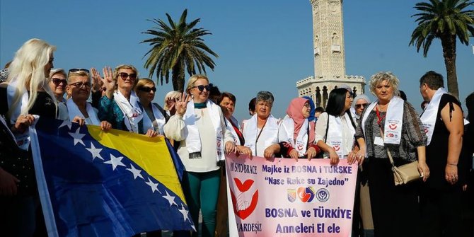 Srebrenitsa annelerinden Diyarbakır annelerine destek