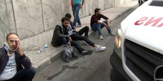 Başakşehir'de işçi servisi kaza yaptı: 8 kişi yaralandı