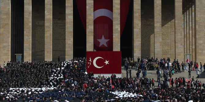 Cumhuriyet Bayramı tüm yurtta coşkuyla kutlanıyor