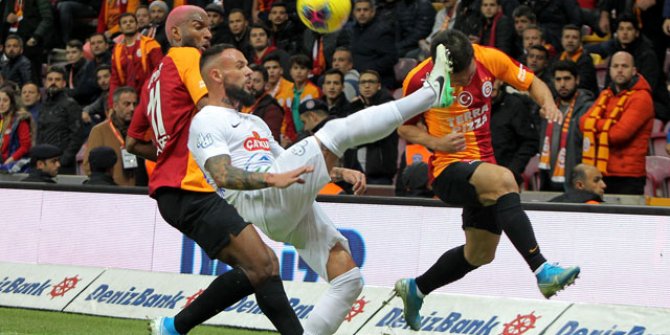 Galatasaray 3 puan ile başladı haftaya