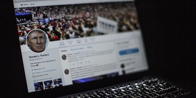 Trump'ın Twitter kullanımı mercek altına alındı