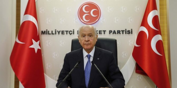 Bahçeli'den Bülent Arınç'a çok sert tepki