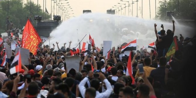 Irak'ta olaylar büyüyor en 254 kişi öldü: Vekillerin evleri ateşe verildi