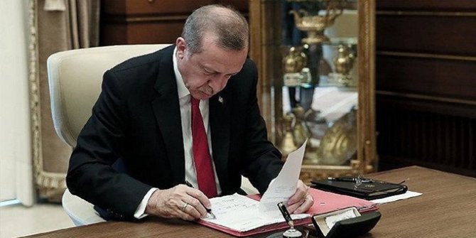 3 mahkuma af çıktı