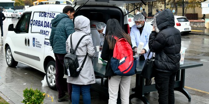 Ankara'daki  üniversitelerde çorba dağıtımı başladı