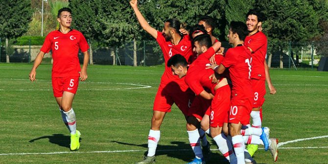 U19 milliler, Elit Tur’a namağlup yükseldi