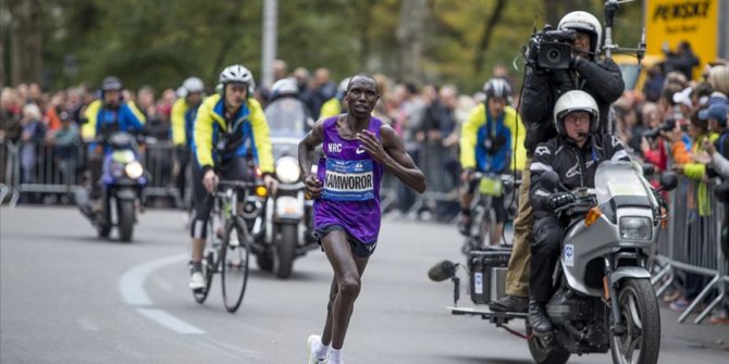 Kenyalı atlet Kamworor, Kopenhag Yarı Maratonu'nda dünya rekoru kırdı