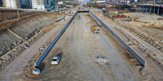 Dumlupınar Bulvarı alt geçit çalışmalarında sona yaklaşıldı