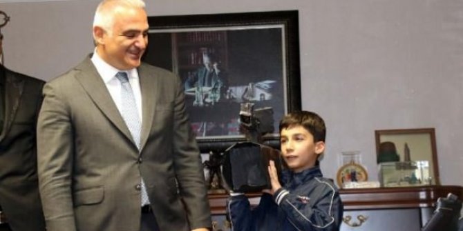 Bakan Ersoy, küçük Abdulselam'ın hayalini gerçekleştirdi