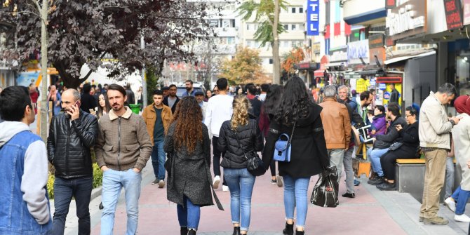 Büyükşehir Belediyesi'nden “Başkent’in Güneşleri Projesi” ile öğrencilere burs