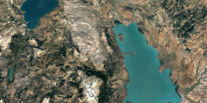 Eğirdir'in tabandan bağlı olduğu Beyşehir Gölü de kurudu