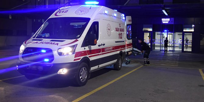 84 öğrenci yemekten zehirlendi
