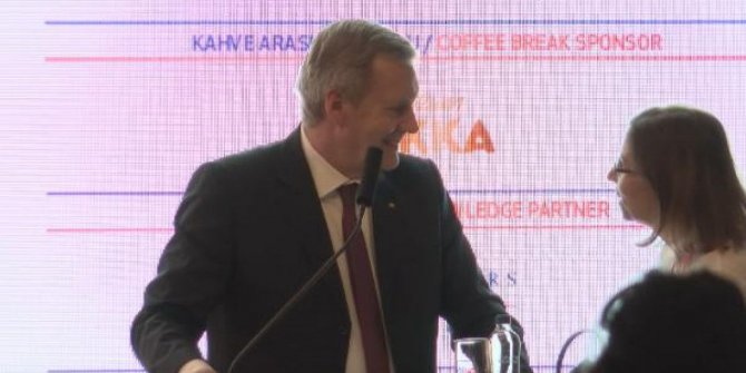 TÜSİAD'ın konferansında kriz: Kürsüden indi