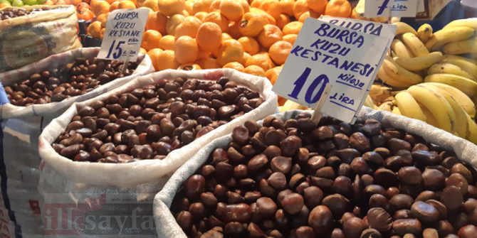 Tarihi Ulus Hali'nde kestaneye yoğun ilgi