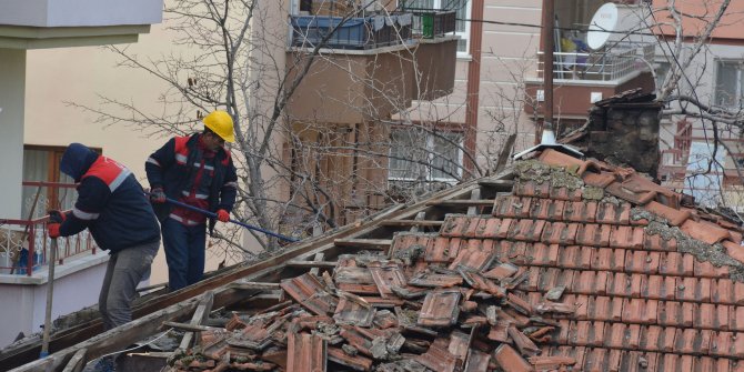 Keçiören'de gecekondular yıkılıyor