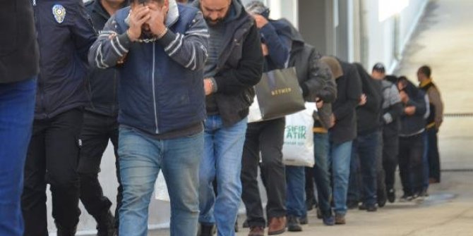 Sahte kazayla 4,3 milyon liralık vurgun yapan çete