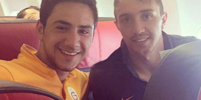 Gökhan Çıra, Muslera ile fotoğraf çektirmiş