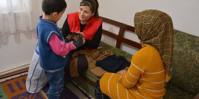 Kahramankazan'da minik kalplere sıcacık dokunuş