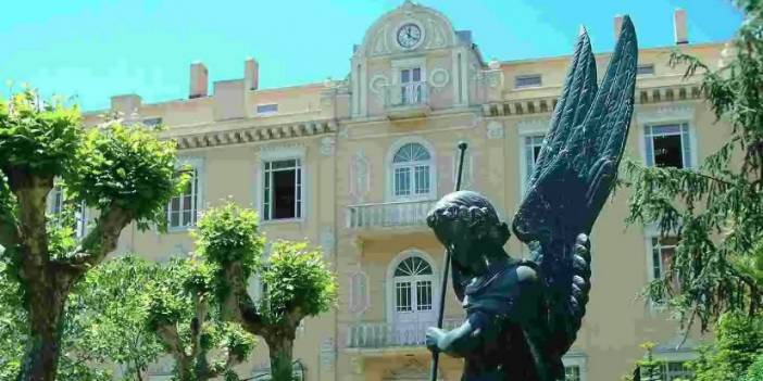 Türkiye’de yasanın işlemediği yabancı okullar listesi: Fransızlar çoğunlukta