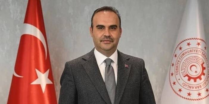 Bakan Kacır'dan Çelik Kubbe kalkanına tebrik