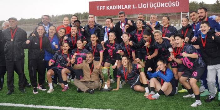 Haymanaspor Kadın Takımı Turkcell Süper Lig’e yükseldi