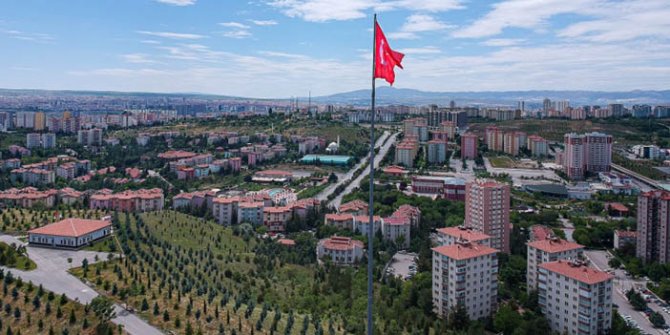 Etimesgut parkları türk bayrağı