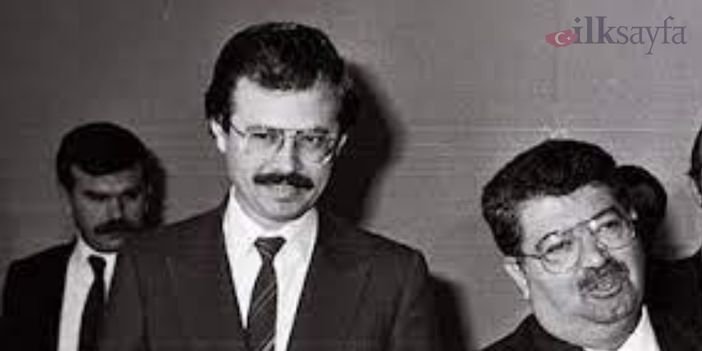 Adnan Kahveci ile Turgut Özal'ın fotoğrafı