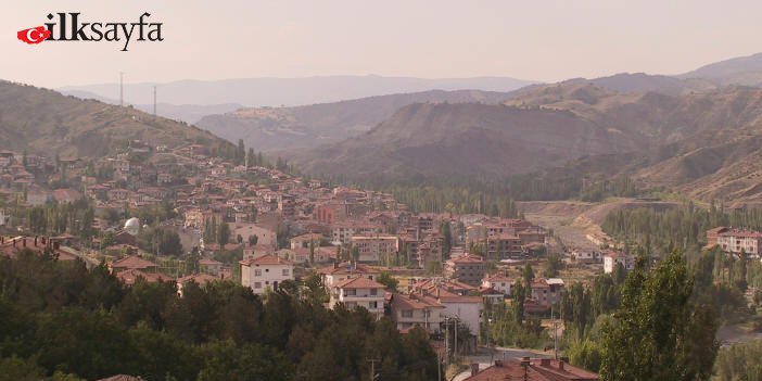 Çorum ilçeleri arasında bulunan Bayat ilçesinin şehir fotoğrafı