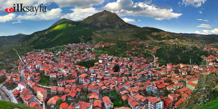 Çorum ilçeleri arasına Cumhuriyet'in ilanı ile girmiş olan İskilip görüntüsü